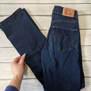 Levi's 314 Shaping Straight Jeans
